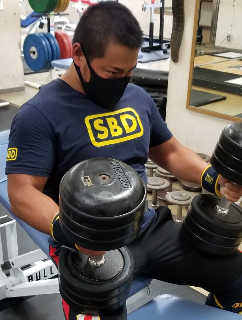 SBD Apparel Japan コラム » コンテストで目立つ胸 （年季の入った胸を作るために）